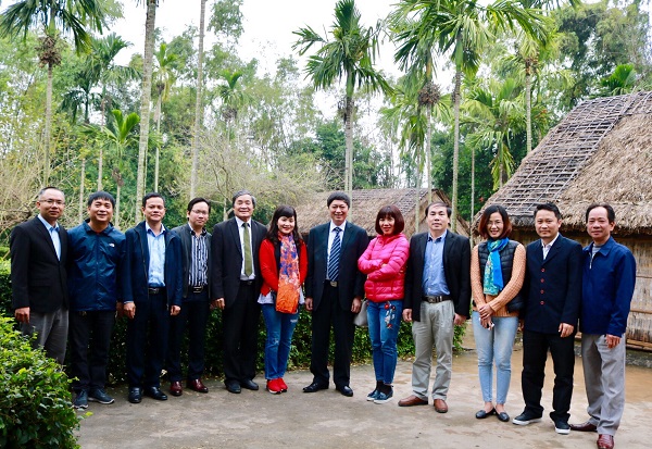 Description: C:\Users\User\Documents\Làm việc với Nghệ An\FullSizeRender 7.jpg