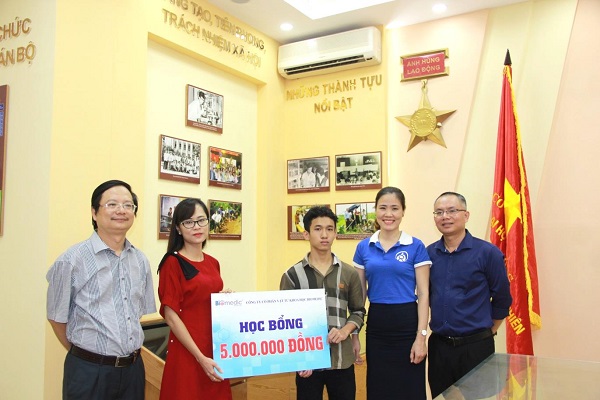 Description: C:\Users\Administrator\Downloads\IMG_6006.JPG